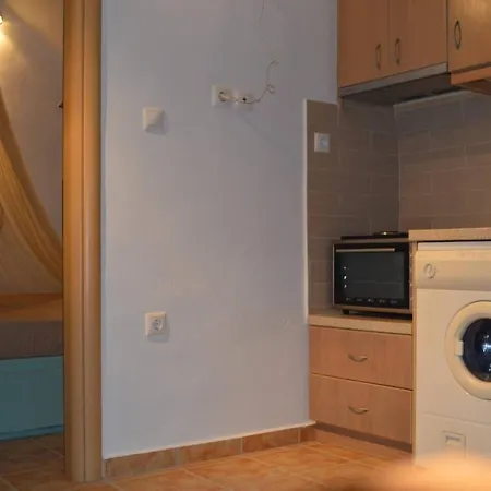 Tholari Project By S. Apartamento