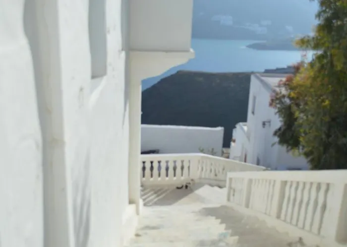 Tholari Project By S. Apartamento *
